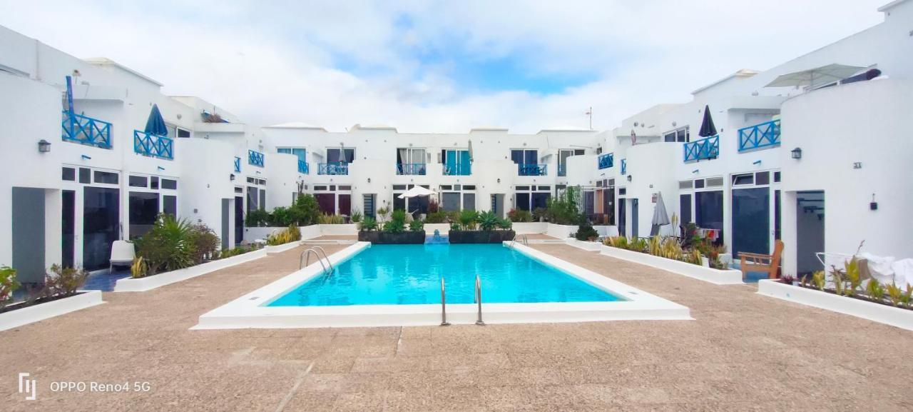 Red Apartment Puerto del Carmen  Exterior photo
